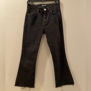 Zara Black Denim Kick Crop Jeans